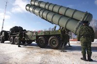 Российские войска за год получили шесть тысяч бронемашин и автомобилей