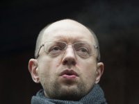 Яценюка вызвали на допрос в генпрокуратуру Украины