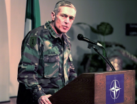 Между Пасхой и Днем Победы