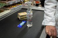 В Луганской области запретили продавать алкоголь силовикам