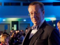 Нас завоюют за четыре часа: перепуганный президент Эстонии просит помощи НАТО