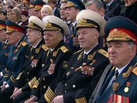 Во Львове сотни ветеранов пикетировали ОГА с требованиями вернуть мир и льготы