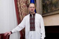 Язык без костей в голове без мозгов: Яценюк приказал Путину «убраться с Украины»