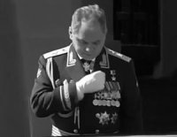 СМИ рассказали, почему Шойгу перекрестился перед парадом Победы