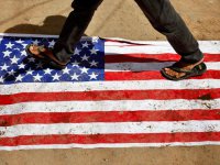 Россияне не питают доверия к США