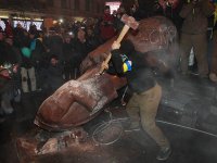 Отказ киевских властей от наследия СССР лишает их права на территорию Донбасса