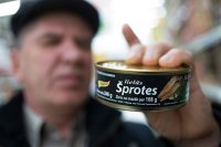 Россия запретила ввоз рыбы из Латвии и Эстонии