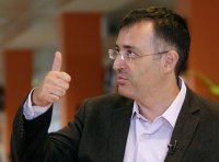 Письмо из Парижа: Кац предлагает сдаться