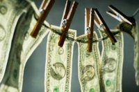 Порошенко и Яценюк убивают банковскую систему Украины