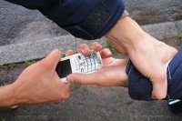 Как грамотно отжать мобильник: Харьковский госчиновник-грабитель...