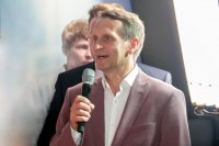 Сергей Нарышкин в Баку за один день восемь раз исполнил гимн России