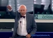 Польский депутат поприветствовал парламент нацистским жестом