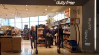 Деньги, сэкономленные на Duty Free и ювелирных украшениях, россияне тратят на Родине