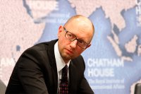 Яценюк увидел отпечатки пальцев Путина