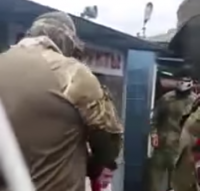 ПСы в Харькове на продуктовом рынке "Сказка"