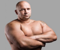 Бандеровцы убивали наших женщин и детей, а мы сейчас шлём им помощь — польский тяжёлоатлет