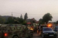 Нацгвардейцы избили патриотов, не пропустивших военные БТР-ы