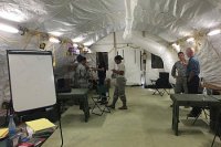 Подарок с намеком: США привезли в Украину мобильные госпитали