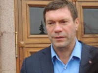 Он думает, он нас разделил. Олег Царев