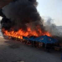 В Запорожье горит ночной клуб «Пятница»