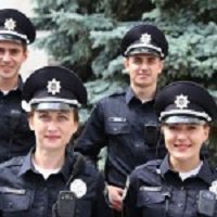 Киевские полицейские занялись чтением стихов