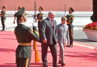 Сын Лукашенко потерялся в Китае