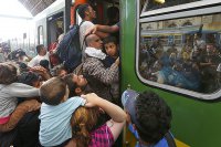 Экономист Михаил Делягин о миграционном хаосе в Европе: Германия не опомнится, пока не выпьет свою чашу до дна