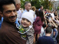 Расходы Германии на беженцев за год достигнут 10 млрд евро