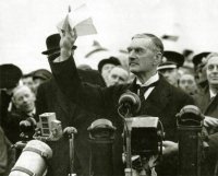 Сначала стреляют бумага и слово... Владимир Скачко