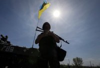 Оккупационная армия: украинские военные возвращаются домой с грузовиками награбленного у жителей Донбасса