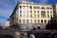 Неизвестные разгромили фотовыставку "Люди Майдана" в Риге