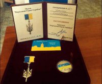 Джемилев получил от Саакашвили звание героя и 1000 гривен