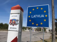 Латвия придумала построить 90 километров забора на границе с Россией