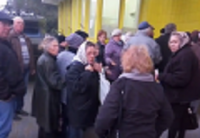 Бесплатная раздача очков в Киеве завершилась дракой пенсионерок