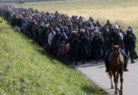 Виктор Орбан: 70% мигрантов - это молодые люди, и они выглядят как армия