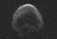 Мимо Земли пролетела мертвая комета-череп