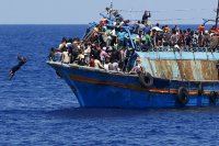 На греческих островах скоро негде будет хоронить беженцев