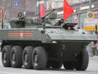 Самый вооруженный в мире БТР: почему «Бумеранг» стал новой философией в создании бронетехники