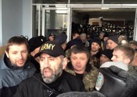 Народное вече в Кривом Роге переросло в столкновения в горсовете