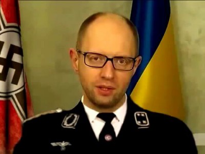 Арсений Яценюк поставил условие для пропуска российских фур