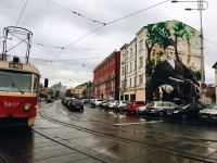 На стене многоэтажки в Киеве нарисовали портрет белого генерала, свергнувшего Центральную Раду в 1918 году