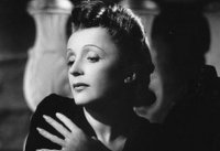 Сто лет - это ДАТА! Юбилей самой знаменитой француженки.