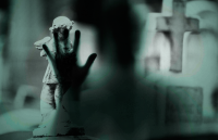 Оживший «покойник» сбежал из морга на свои поминки