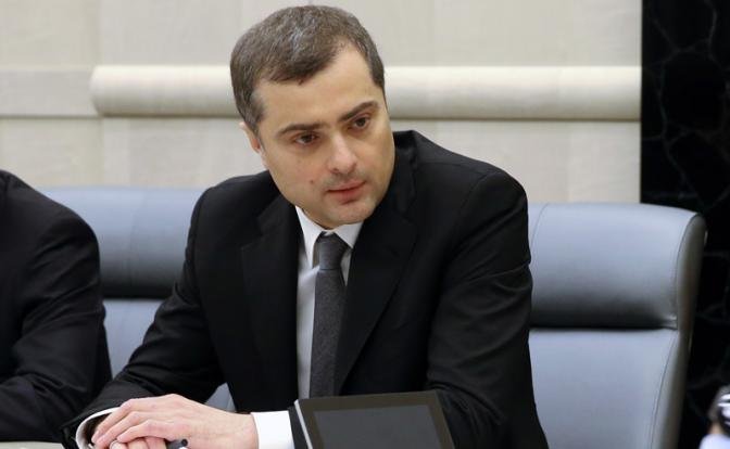 У Трампа хотят обсуждать Украину с Сурковым - СМИ