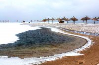 Мёрзнете? Вот вам батальон «Азов» с пулемётами!