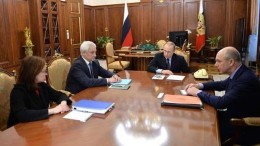 Путин ответил либералам: Приватизации Сбербанка не будет