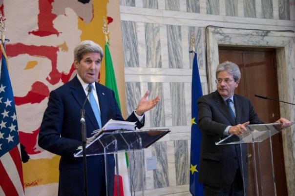 Пресс-конференция Керри и главы МИД Италии обернулась скандалом и потасовкой