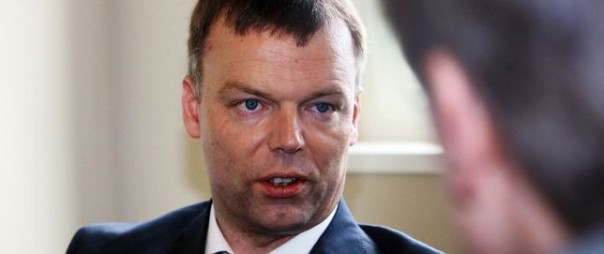 С 13-17 февраля Александр Хуг посетит ДНР и ЛНР