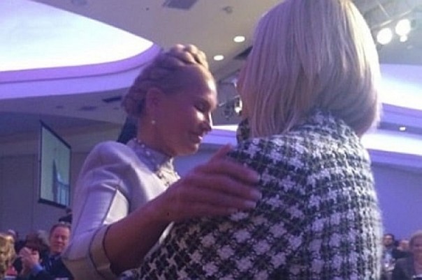 Юля в лоб, так Юля в лоб. Собачьи свадьбы украинских политиков