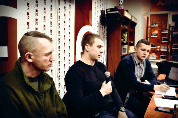 Львовский «киборг»: половина украинских десантников не прыгали с парашютом и держали автомат два раза в жизни